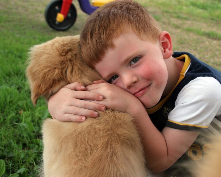 10 races de chiens préférées des enfants